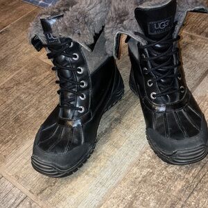 UGG Adirondack III  Snow Winter Waterproof leather Womens  Boots (US Size 6.5)